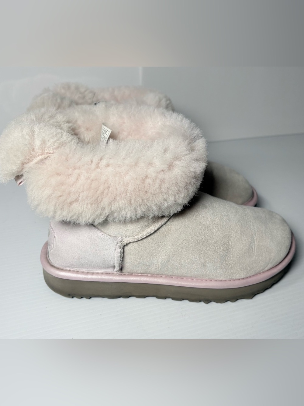 UGG Women's Pale Pink Shearling Cuff Slippers